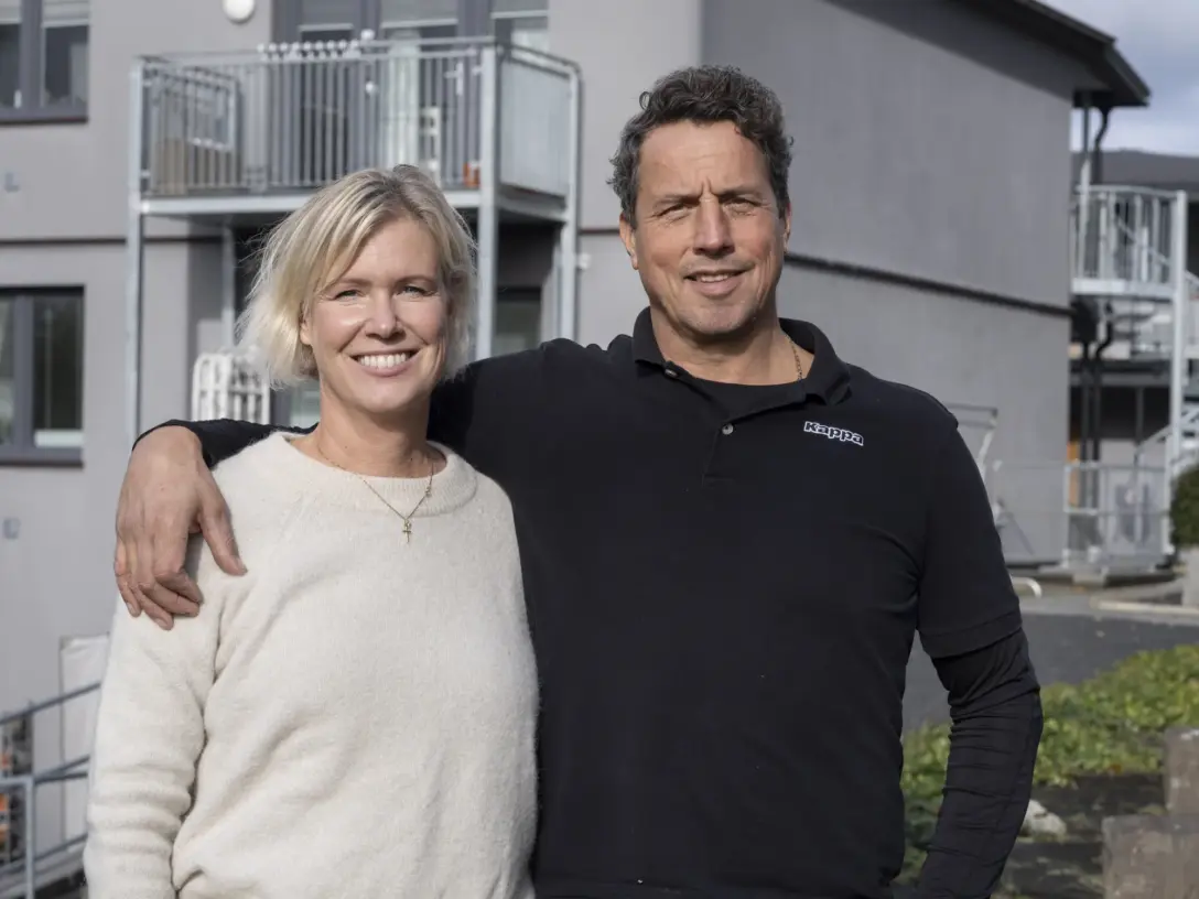 Malin och Ante Cobanov framför Graniten